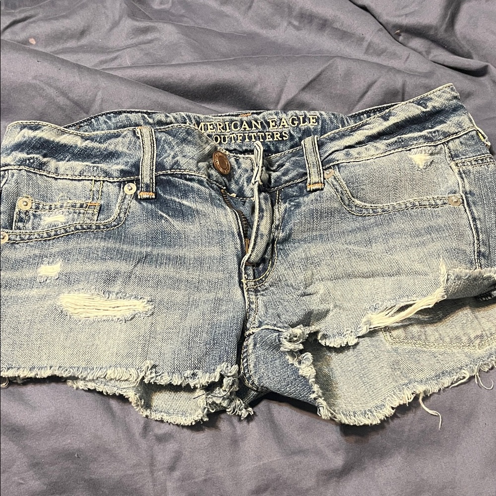 American Eagle Outfitters  Size 2 Ripped Jean Short Shorts - Light Blue Mini